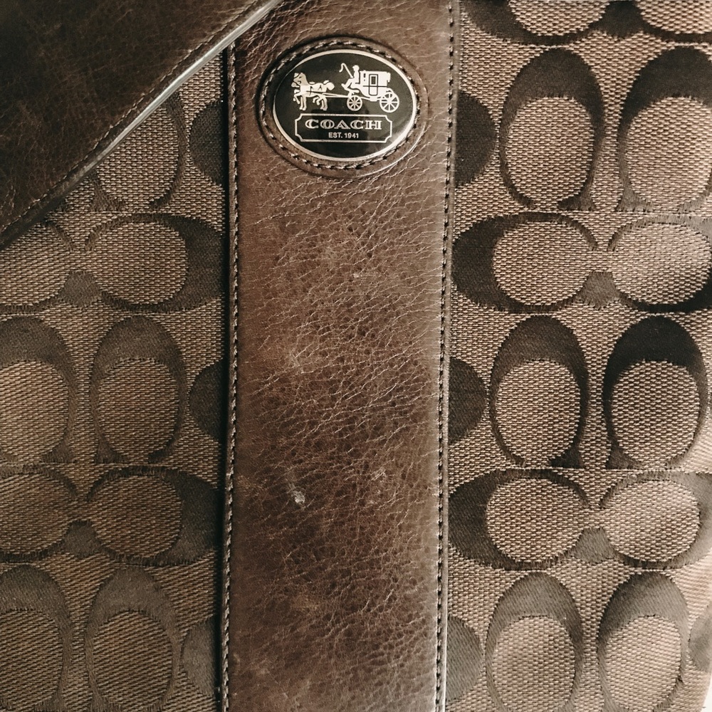 Coach Crossbody - Picture 2 of 3
